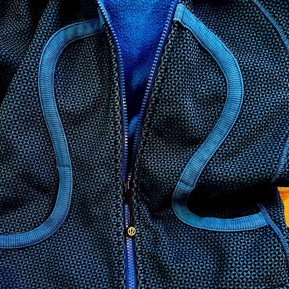 Lululemon Scuba Hoodie Double Diamond Baroque Blue Size 6 Preloved Condition